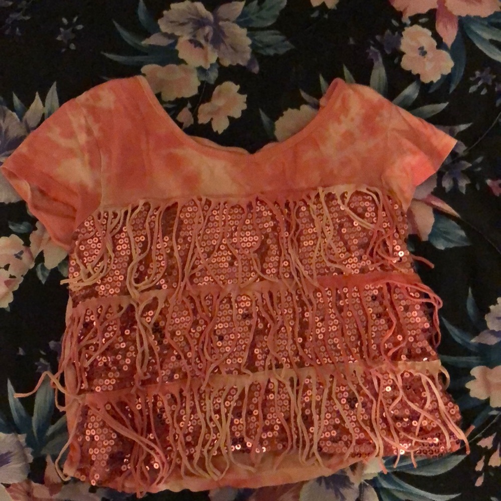 Girl’s pink midriff size 10